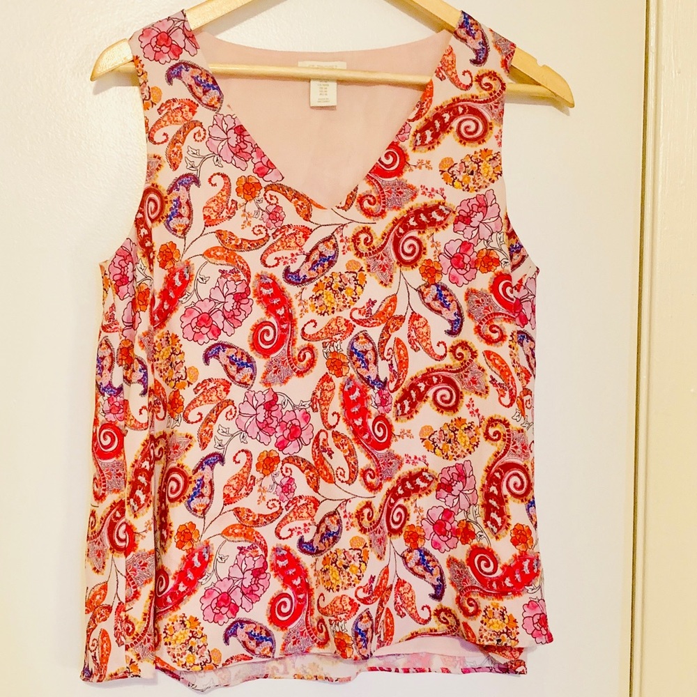 ST. TROPEZ Tops.